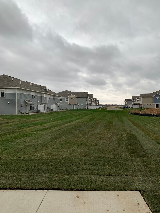 Building Photo - 4757 Equine Trl