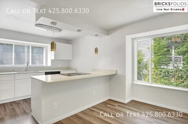 Building Photo - Beautiful Condo For Rent in Kirkland