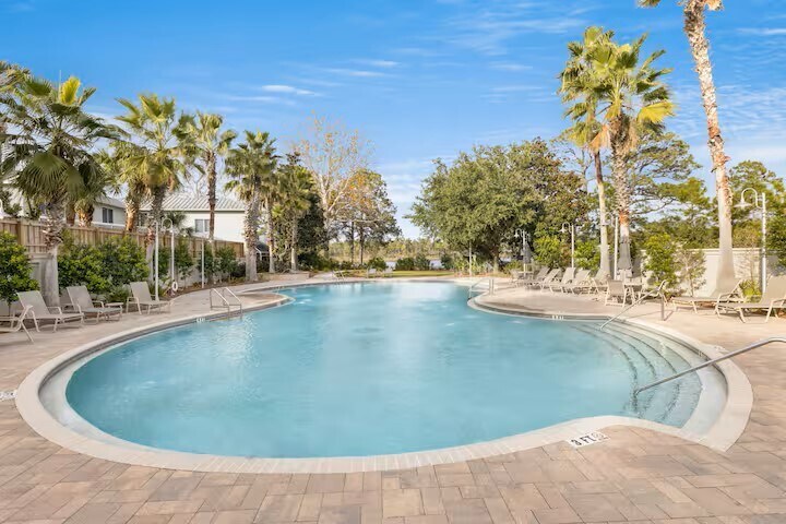 Building Photo - 318 Grande Pointe Cir