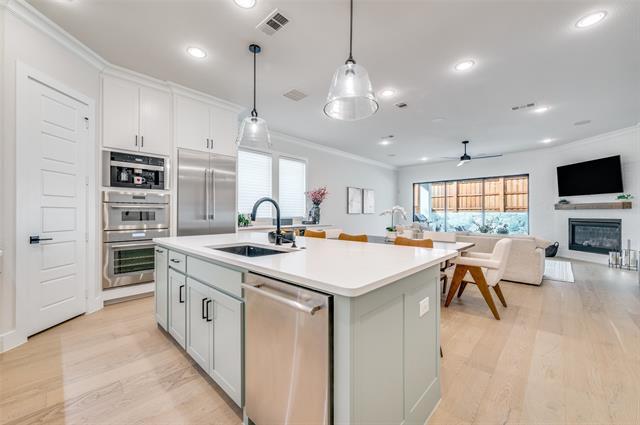 Building Photo - 3852 Lacefield Dr