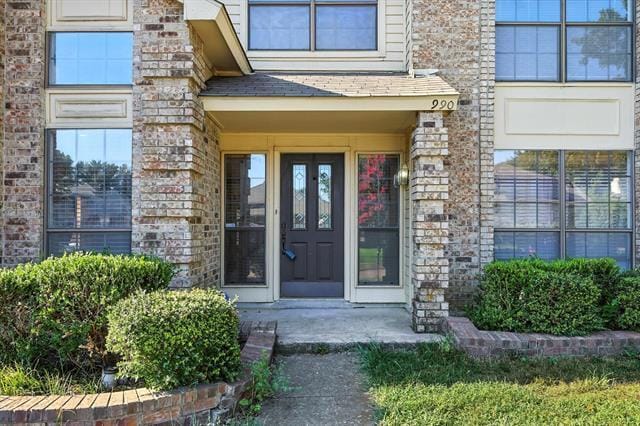 Building Photo - 990 Acorn Dr