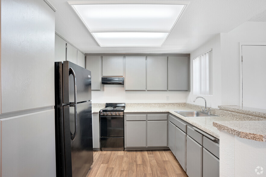 2 Bedroom / 1 Bathroom - Costa Azul Senior