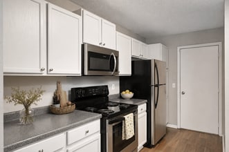 Building Photo - Summit Townhomes