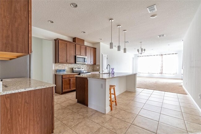 Building Photo - 14815 Milfoil Ave