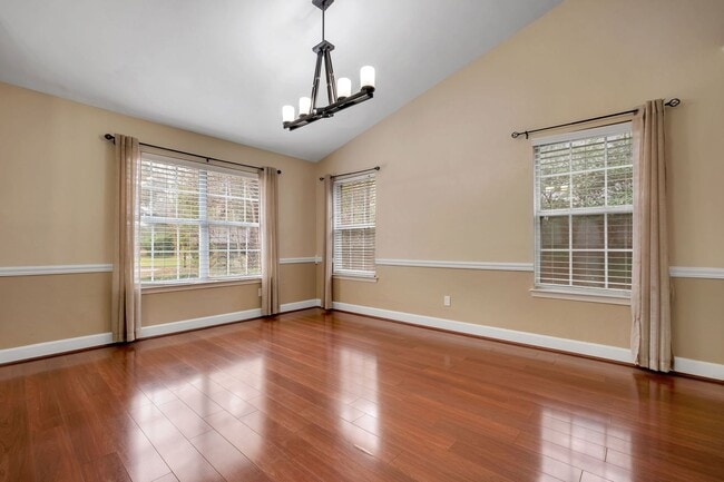 Building Photo - Killearn Estates 4 Bedroom Brick Home