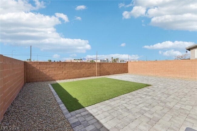 Building Photo - 4111 Rancho Crossing St