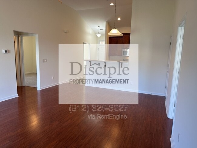 Building Photo - 20 Wesleyan Dr