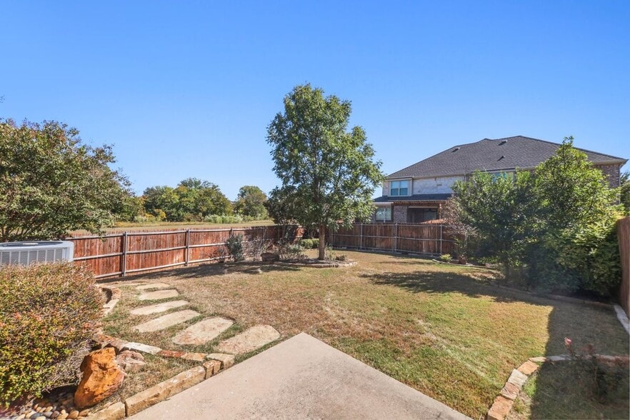 Building Photo - 875 Merino Drive