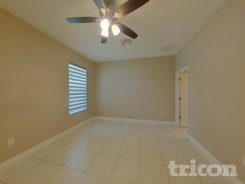 Building Photo - 2990 Galaxy St