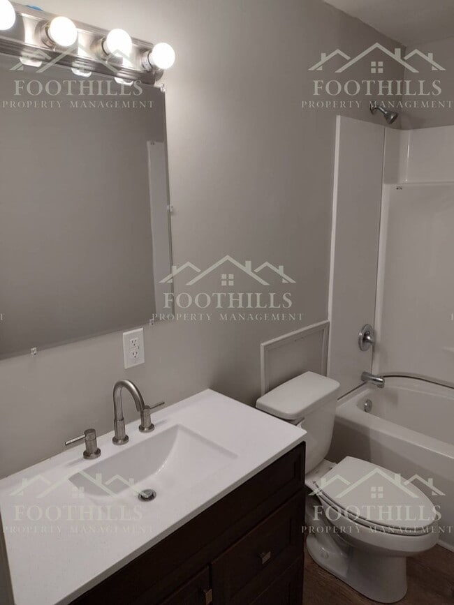 Building Photo - 3-Bedroom Rental Near Anderson University