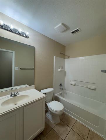 Building Photo - 12113 Tacoma Ridge Dr