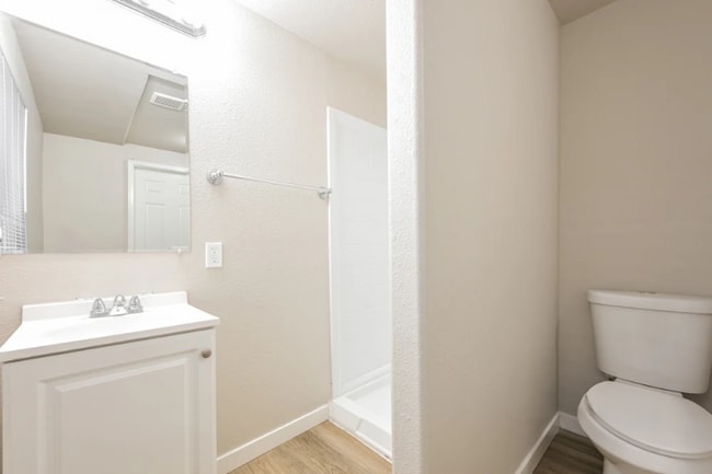 Building Photo - 4793 Fontana Ct