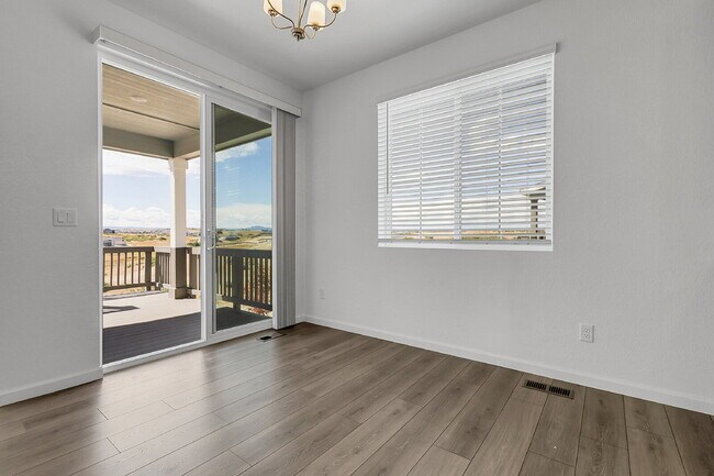 Building Photo - $3,250.00, 3 bed, 2.5-bath located in Cast...