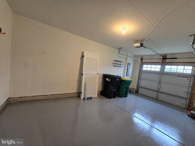 Building Photo - 32022 Windjammer Dr