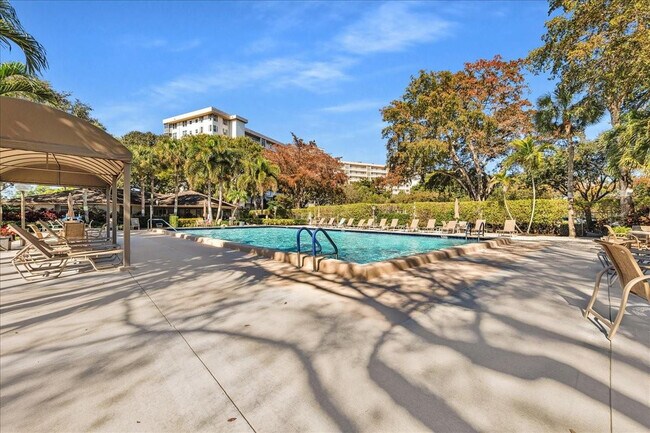 Building Photo - 3520 Oaks Way