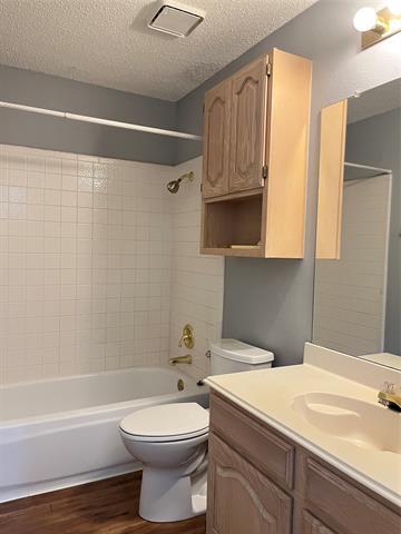 Building Photo - 6608 Buckeye Dr