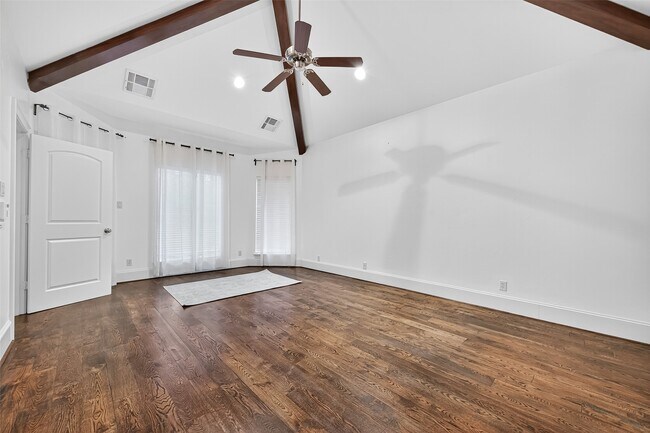 Building Photo - 6 S Berryline Cir