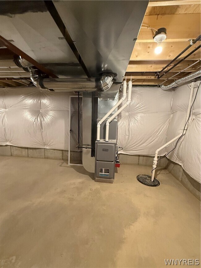 Building Photo - 5156 Berg Rd