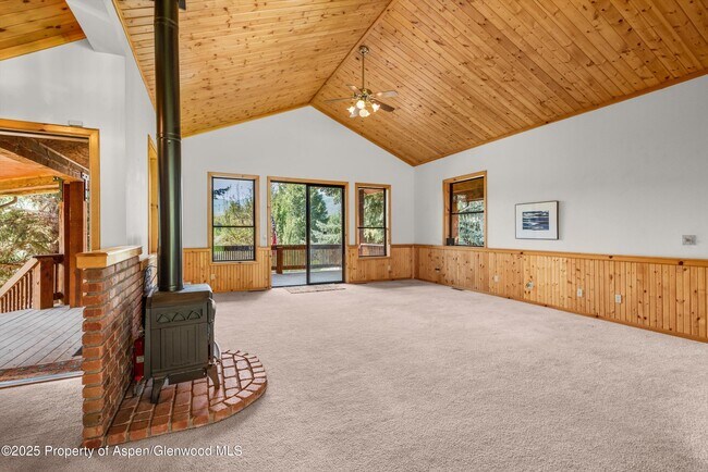 Building Photo - 17 Dakota Ct