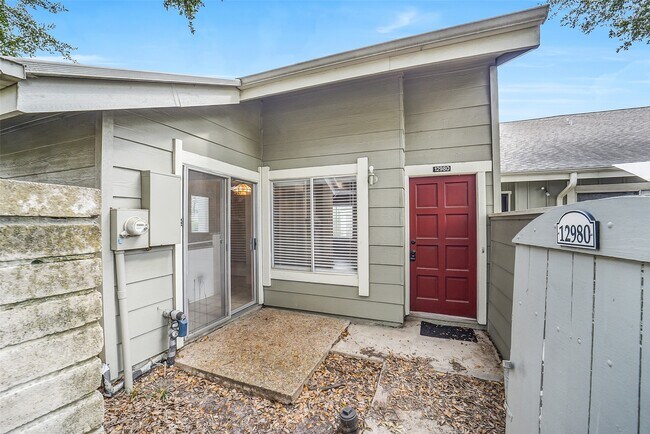 Building Photo - 12980 Greenway Chase Ct