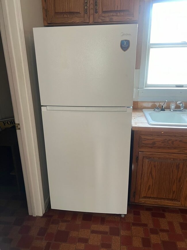 Building Photo - Great Studio Style Home!! Near Downtown!