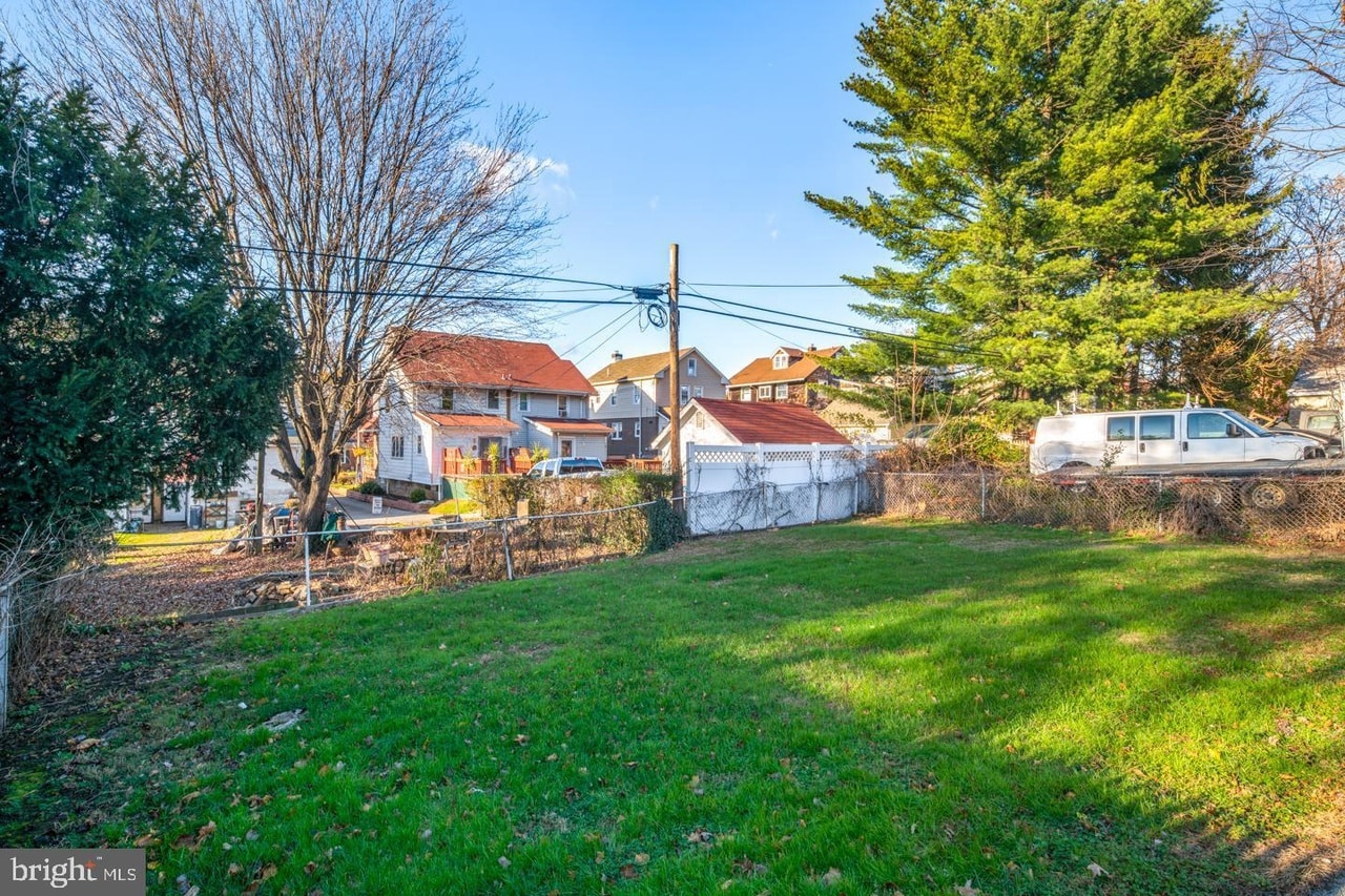 Building Photo - 432 S Chester Pike