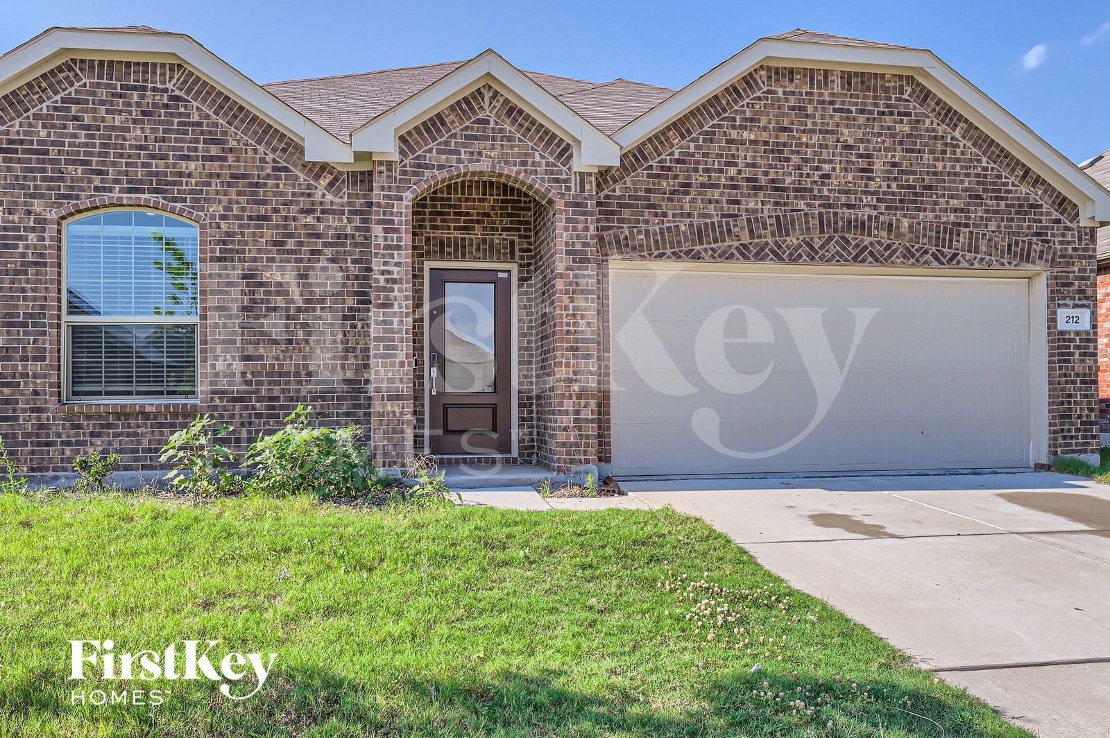 Building Photo - 212 Wyndemere Ln