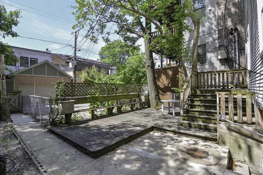 Building Photo - 1441 W Warner Ave