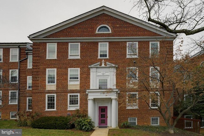 Building Photo - 3541 39th St NW