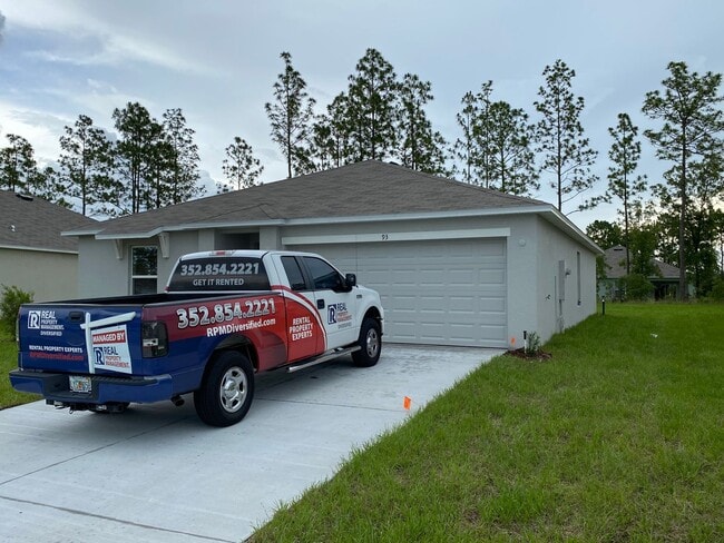 Building Photo - Not Ready for Showings until BEGINNING OF FEBRUARY... Desirable Lake Diamond Subdivision 4/2/2 **...