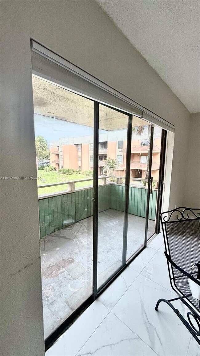 Building Photo - 17600 NW 68th Ave