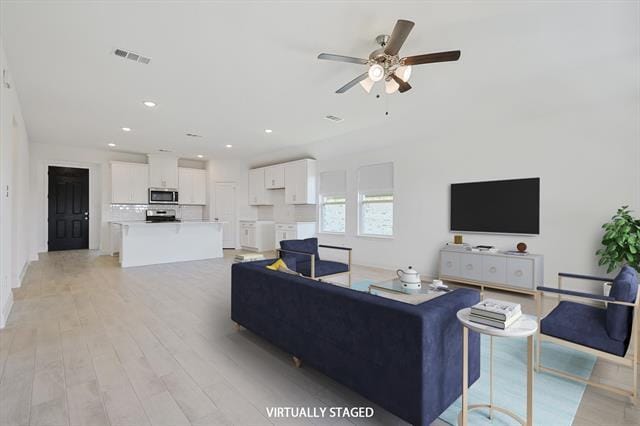 Building Photo - 1309 Renato Dr