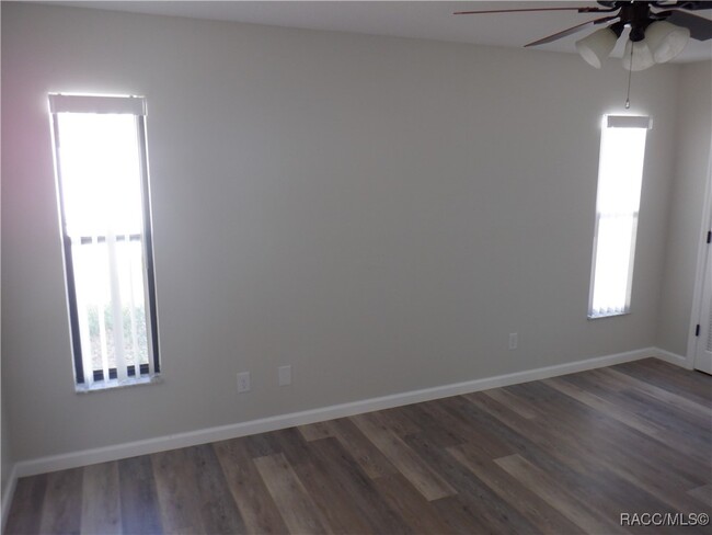 Building Photo - 6361 E Lowden St