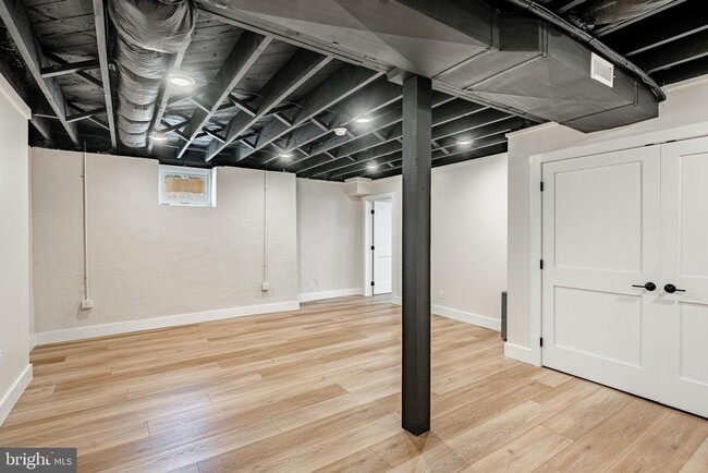 Building Photo - 149 2nd Ave