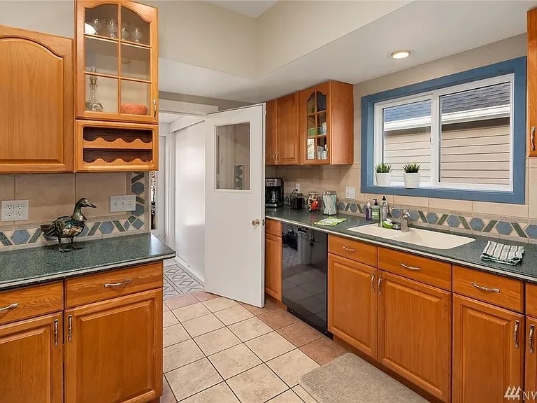 Building Photo - 6556 Cleopatra Pl NW