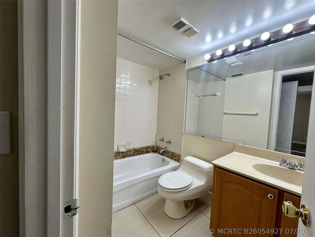 Building Photo - 5701 Riverside Dr
