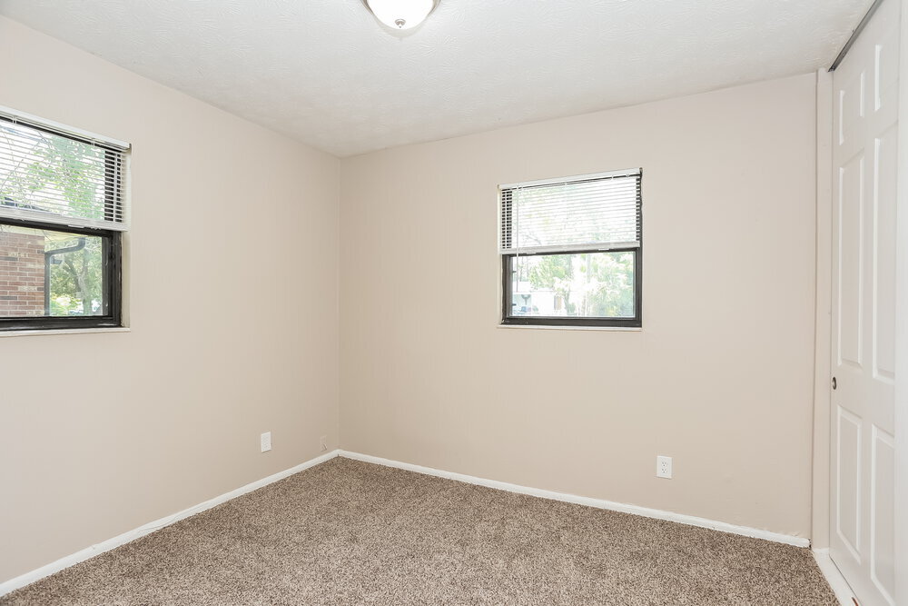Building Photo - 7233 Eudine Dr S