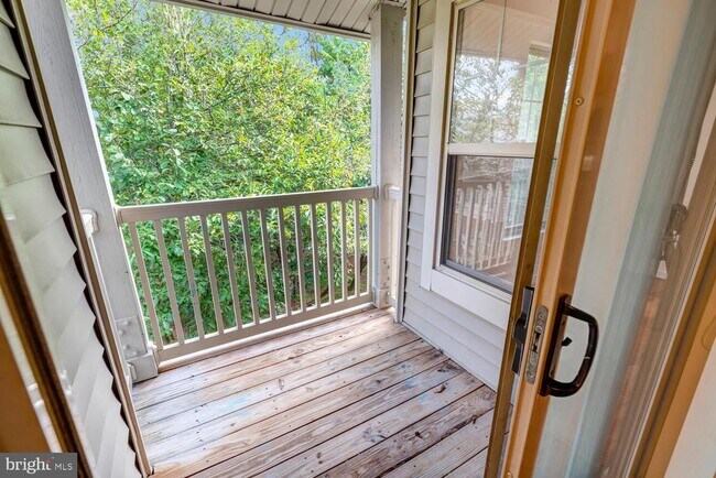 Building Photo - 1791 Jonathan Way