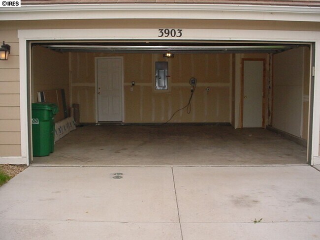 Building Photo - North Fort Collins Living with Space, Style, and Convenience