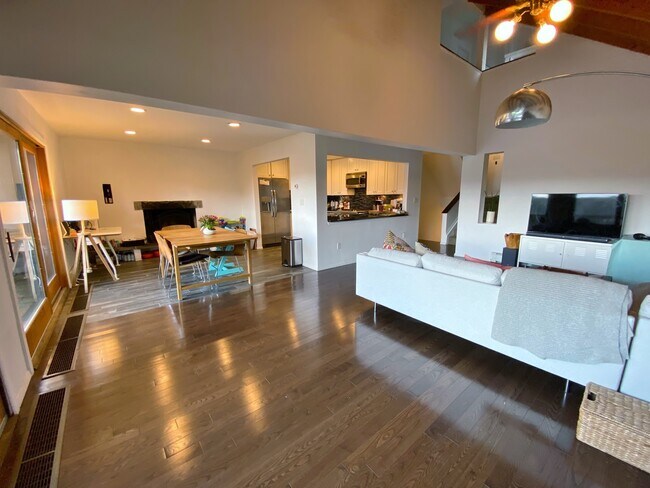 Building Photo - 16 Prospect Ave