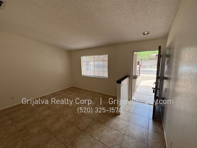 Building Photo - 3 Bedroom House in Midvale for Rent * MOVE-IN SPECIAL! * (Drexel/Midvale Park)