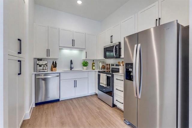 Building Photo - 820 W McLeroy Blvd