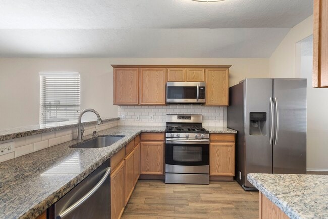 Building Photo - 31 Bark Bend Pl