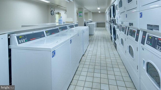 Building Photo - 10500 Rockville Pike