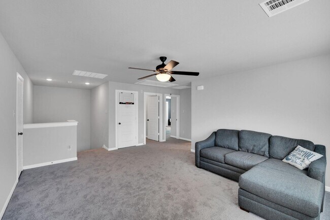 Building Photo - 7412 Winterbloom Wy
