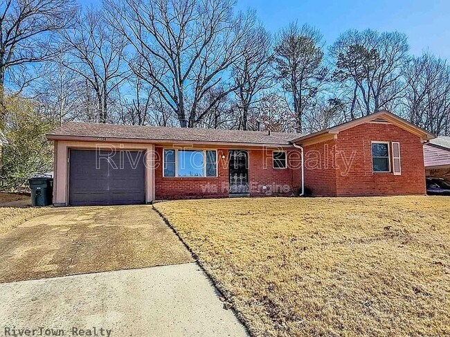 Building Photo - 2644 Courtney Dr