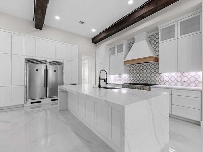 Building Photo - 887 Rd 660