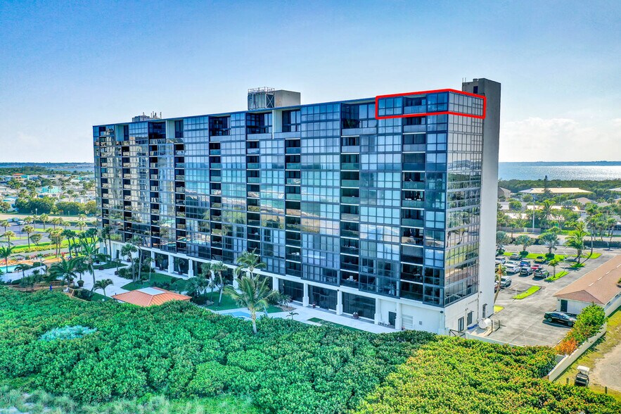 Building Photo - 10410 S Ocean Dr