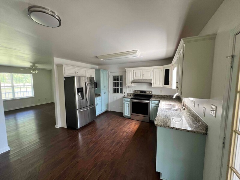 Building Photo - 369 Old Kinser Rd SE