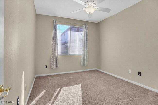 Building Photo - 385 Blackstone River Ave